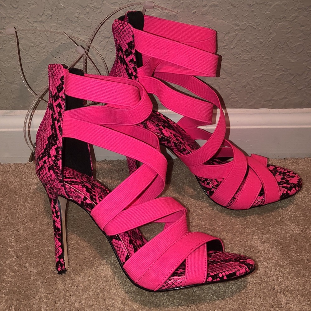 Jessica Simpson Jyra Pink Snakeskin Heels Size 6